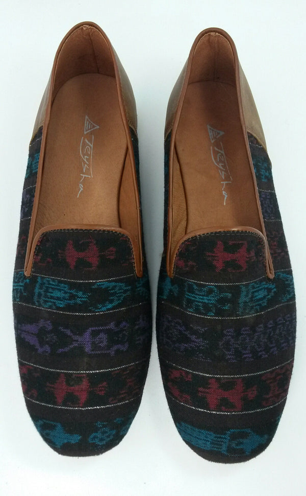 handwoven ikat jaspe mutlicolor smoking slipper