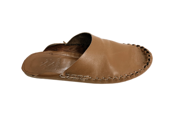 Soft Leather Driving Slide