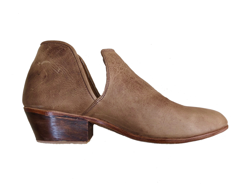 Light Brown Leather Vaquera
